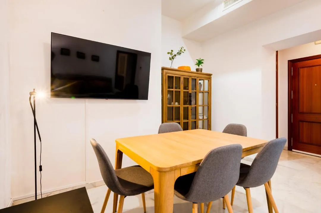 Minty Stay - Mendoza Rios Sevilla Apartmán
